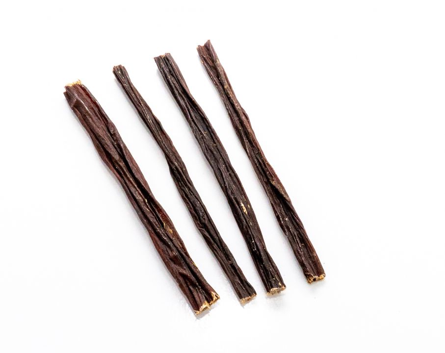 DSC01720op27QR6K52ist KALE Lammsticks 100 g