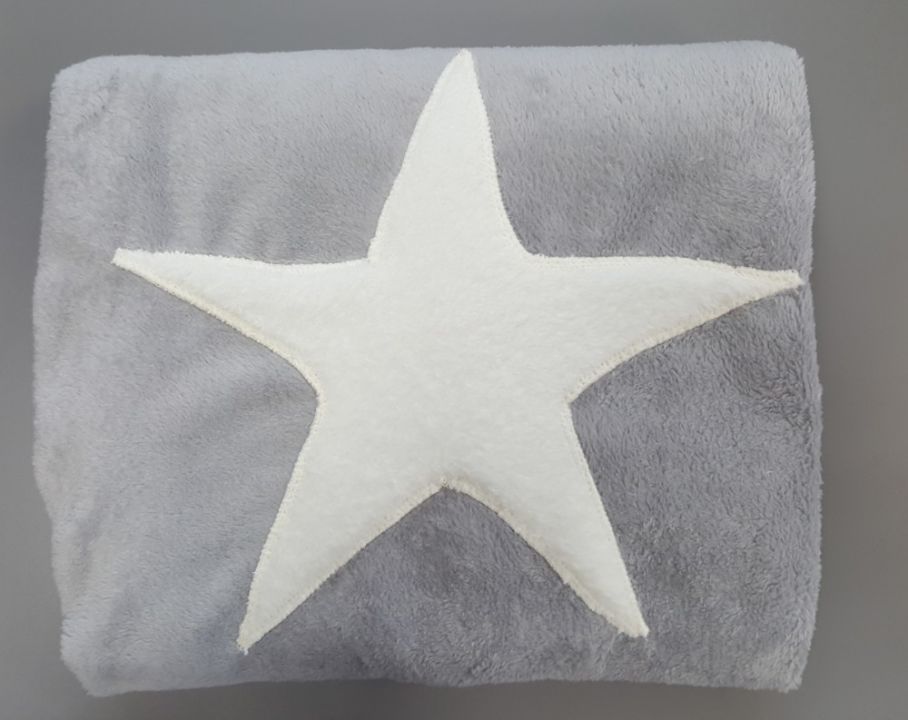 1806633075_849115 Hundedecke, Welpendecke Pooch Hellgrau Creme