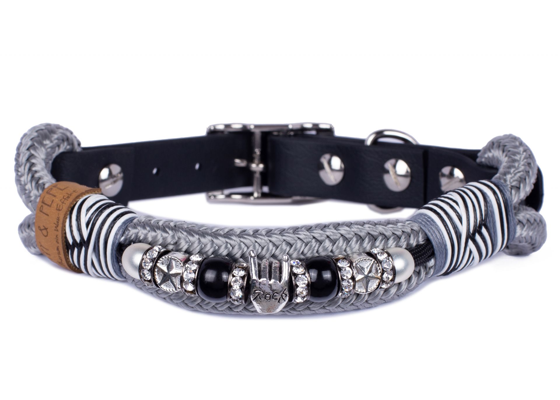 Studio-Session-11868_1920x1920 EMMY & PEPE Tauhalsband mit Perlen Hardrock