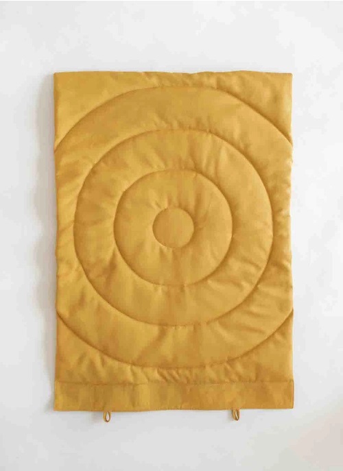 Mustard-gelb-1 BAND&ROLL Reisedecke für Hunde Kompass Mustard gelb