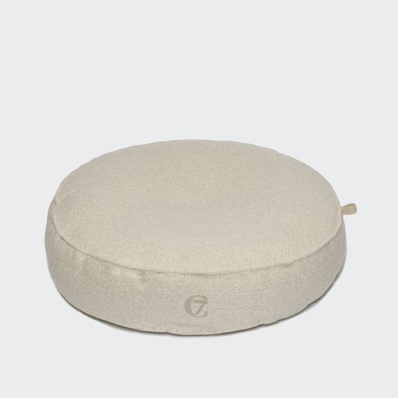 cloud7-dog-pouf-tweed-melange-cream-l-on-grey_2 Cloud7 Hundebett Pouf Tweed Mélange Cream Gr. L