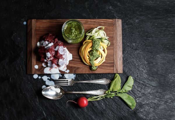 Paul & Paulina Lamm-/Schaffleisch in Würfeln roh 1 kg Paul & Paulina Lamm-/Schaffleisch in Würfeln roh 1 kg