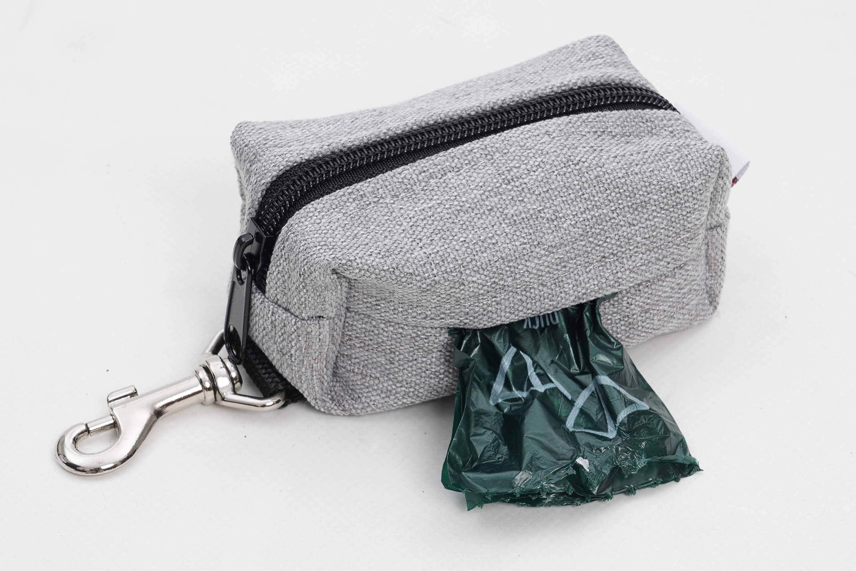 kotbeutelspender-loomi-grau-1