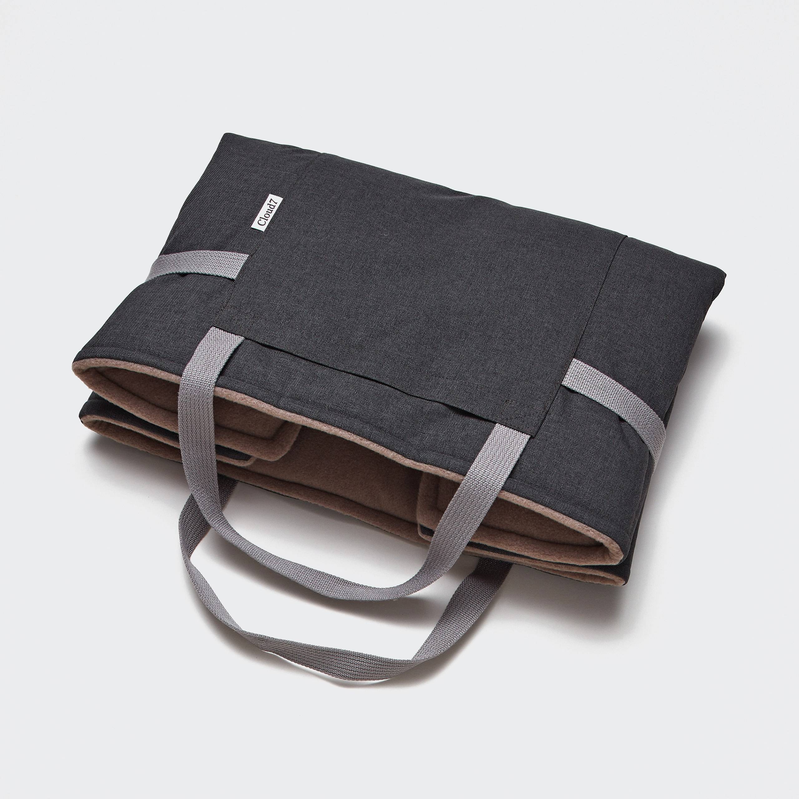 cloud7-travel-bed-graphite-waterproof_3 Cloud7 Hundereisedecke - Travel Bed Graphit-Sand