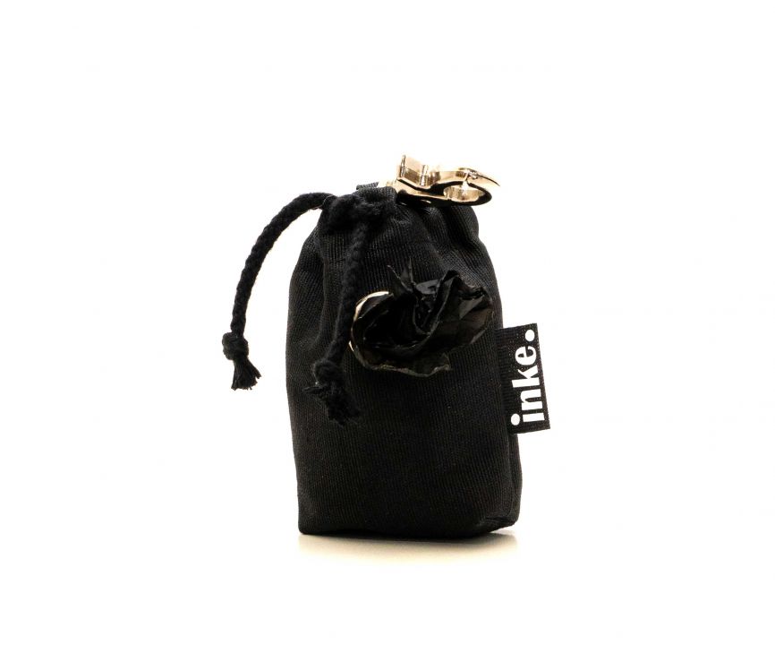 DSC02364 INKE. Kotbeutelspender Schwarz Uni, Silber