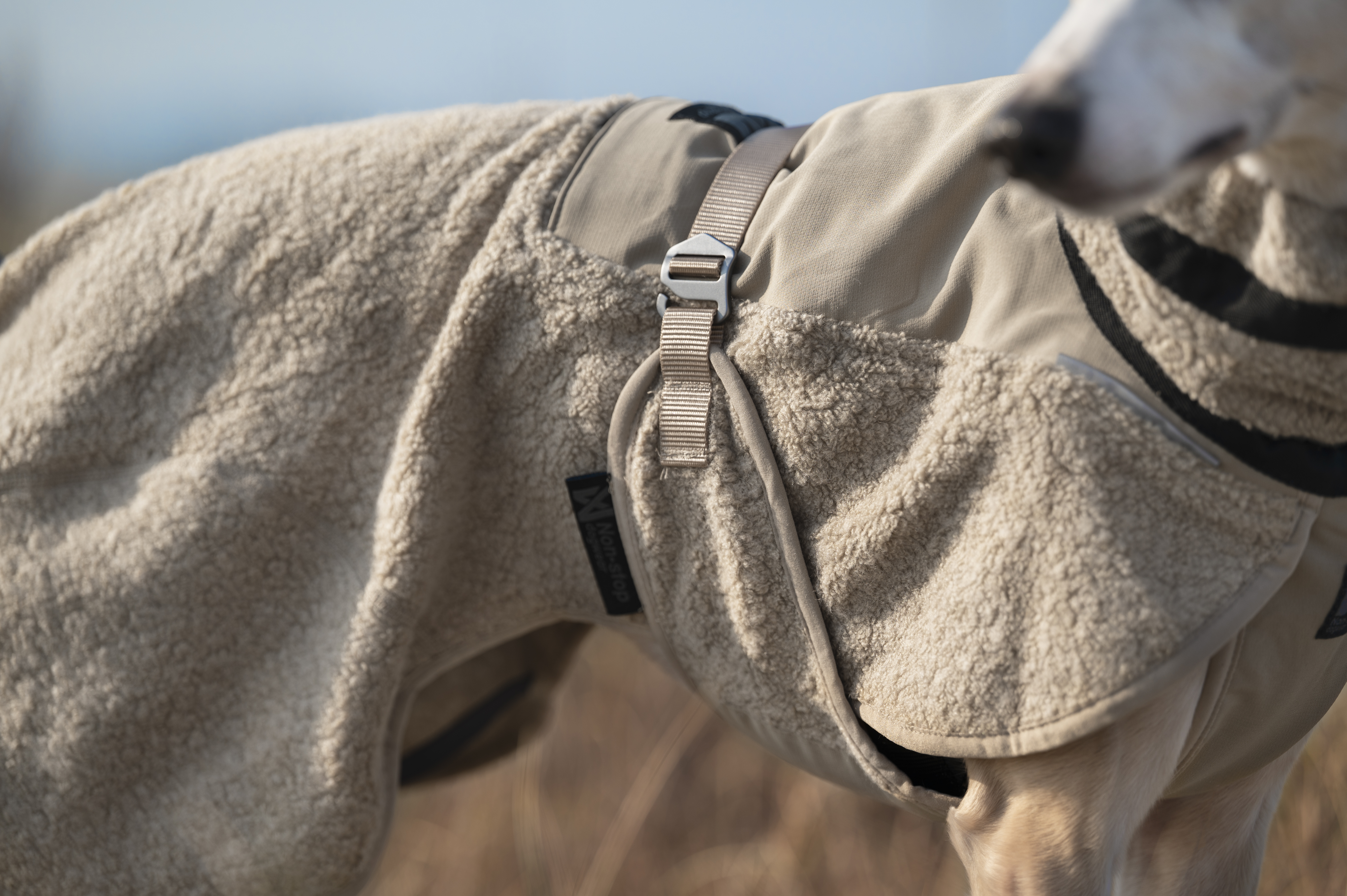 Non-stop dogwear Wool dog jacket, Merinojacke für Hunde, Sand